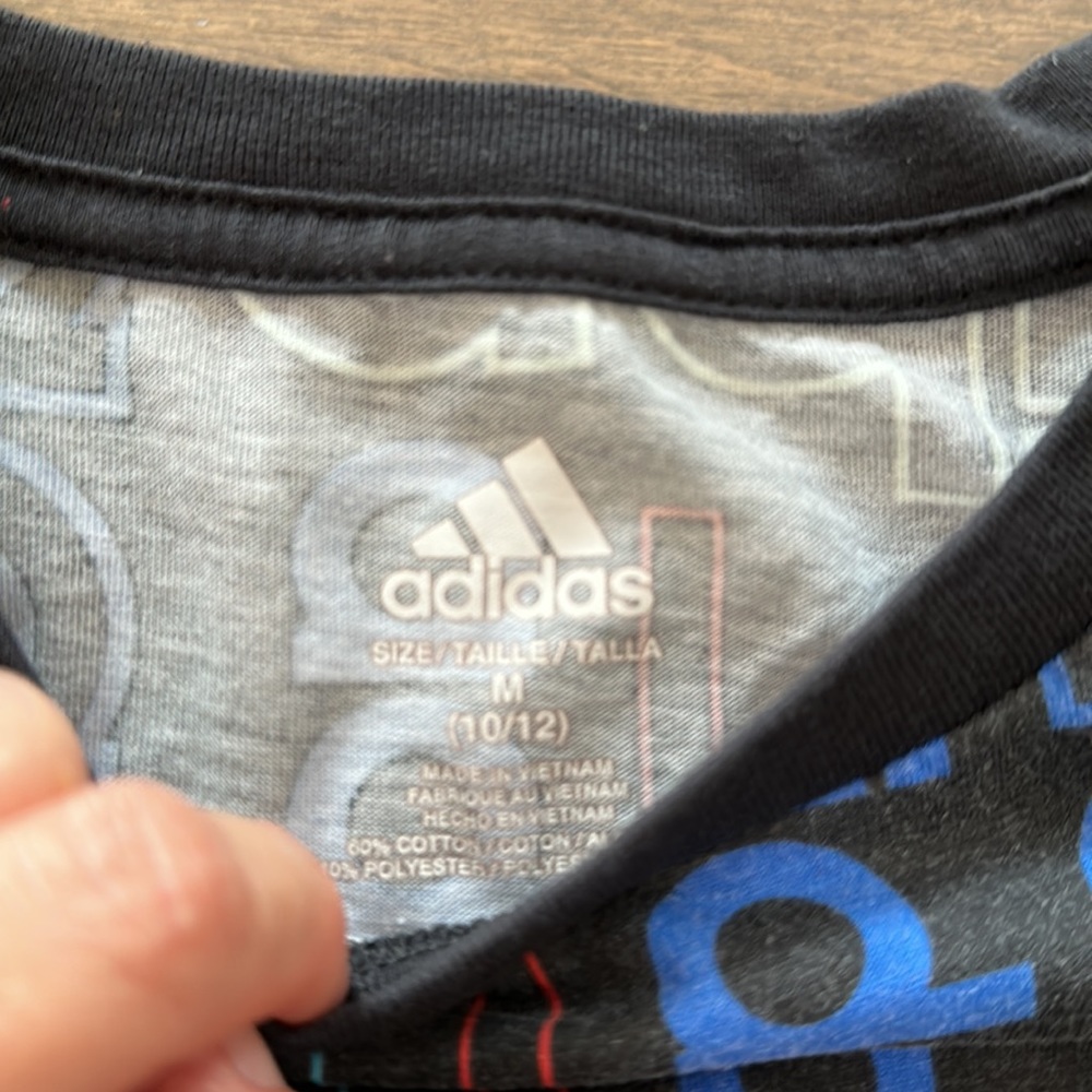 Adidas tee - Picture 2 of 3
